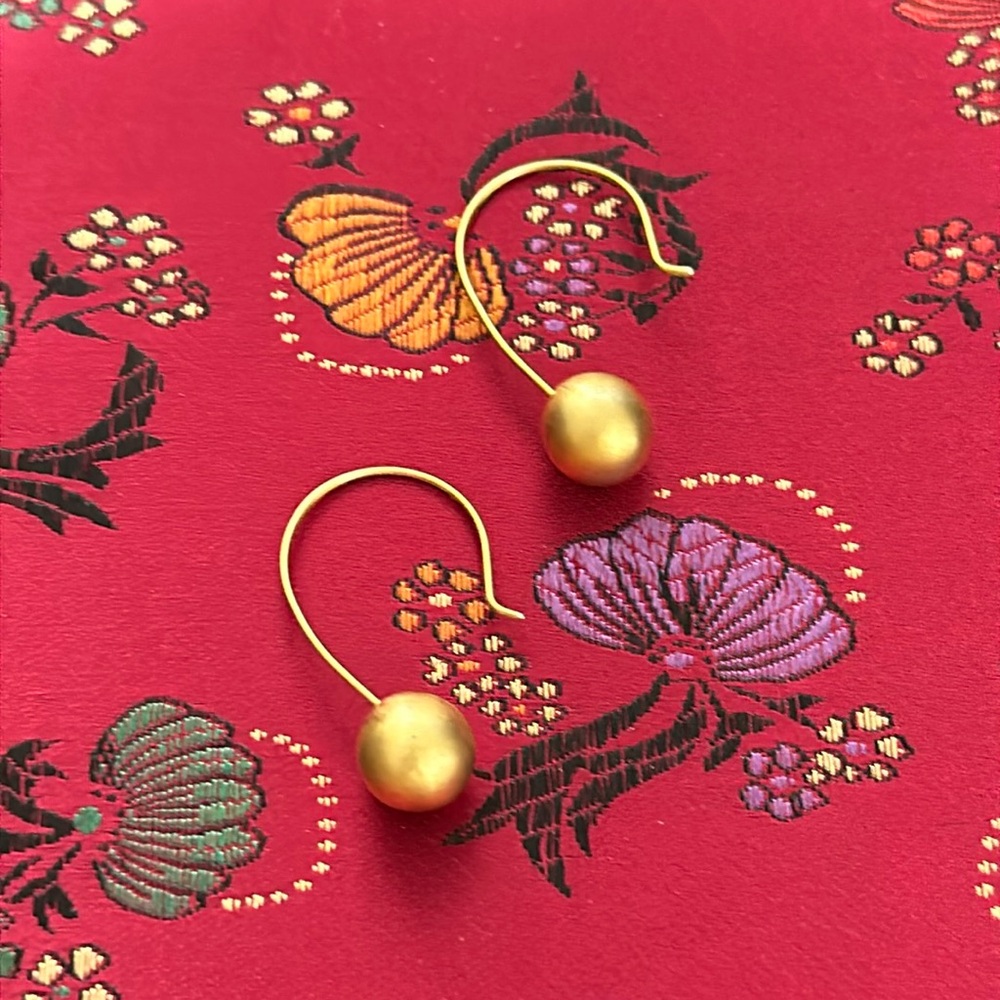 Chico’s | Vintage Brushed Gold Ball Drop Fashion Earrings